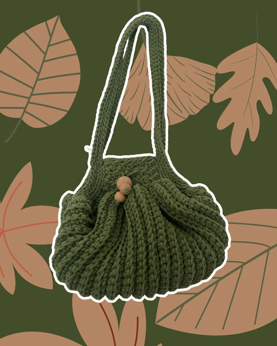 Borsa a Sacchetto all'Uncinetto Verde Bosco con Dettagli in Legno | Borsa Artigianale Fatta a Mano