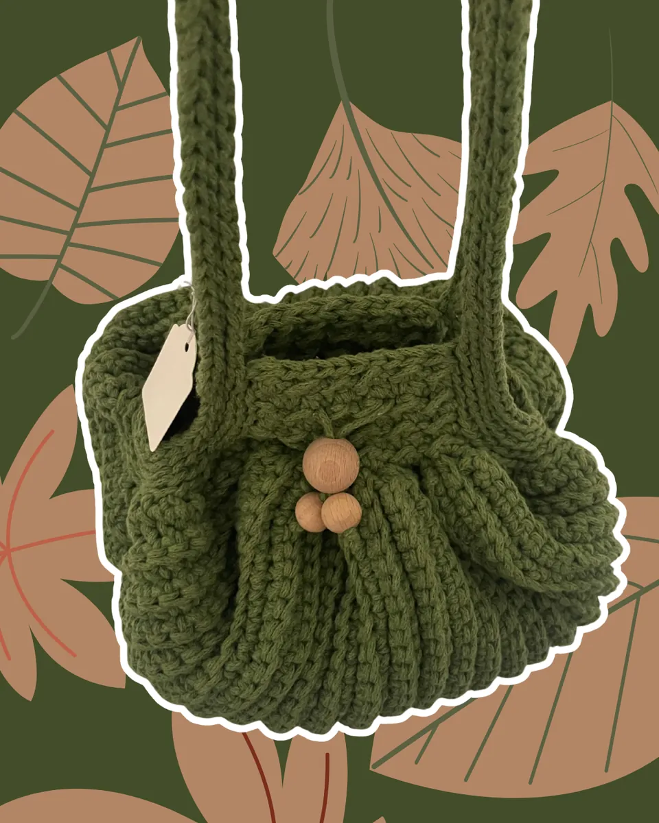 Borsa a Sacchetto all'Uncinetto Verde Bosco con Dettagli in Legno | Borsa Artigianale Fatta a Mano, foto 5